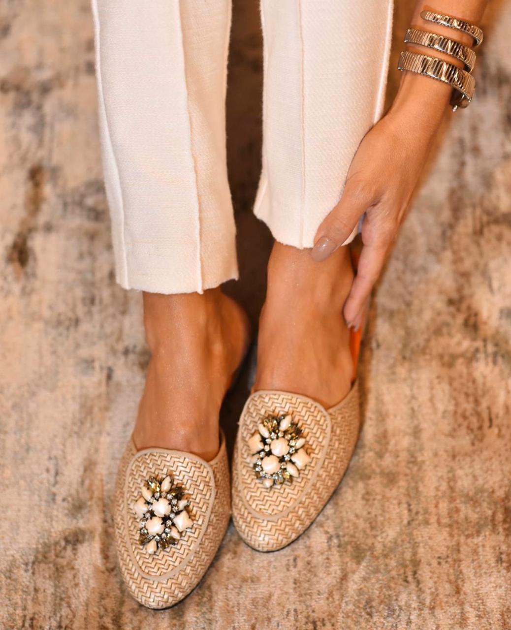 Slip On Palha Escura - vestida